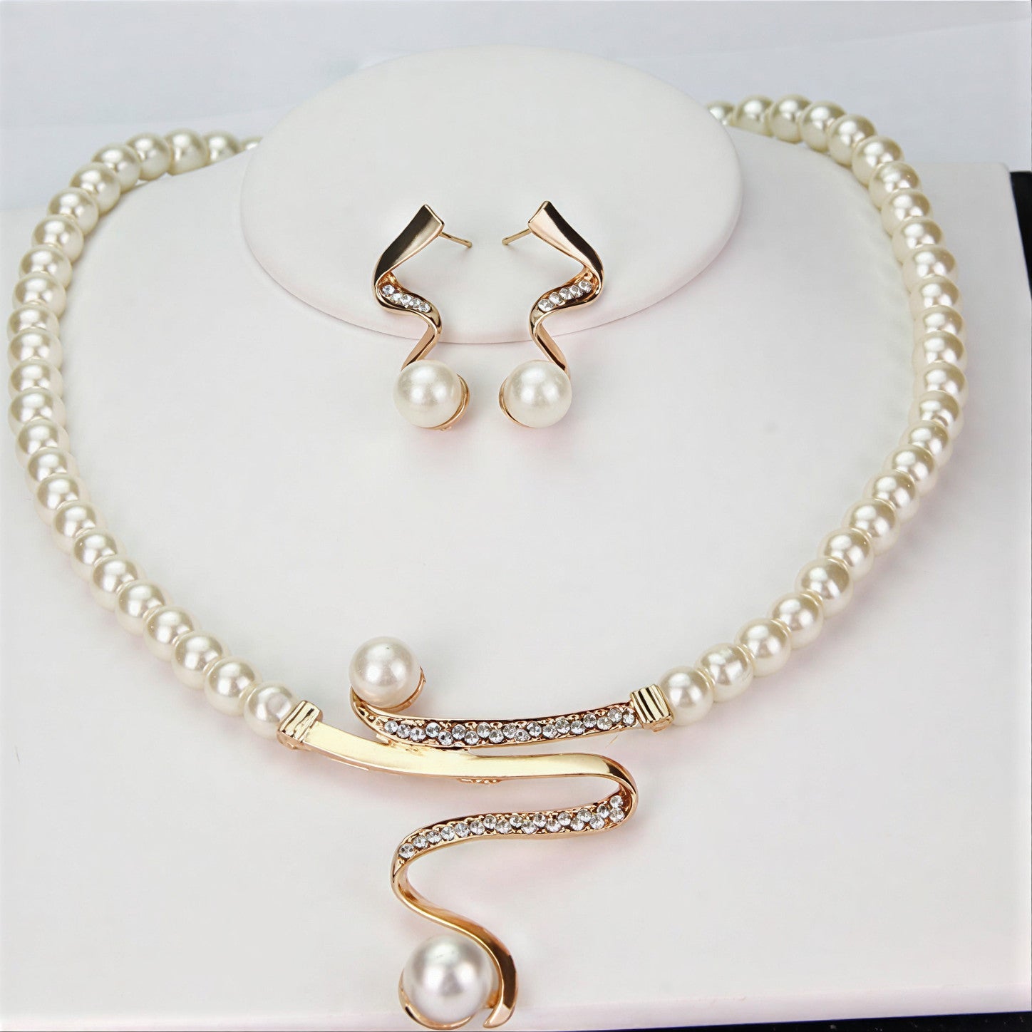 Wave Pearl Jewellery Set