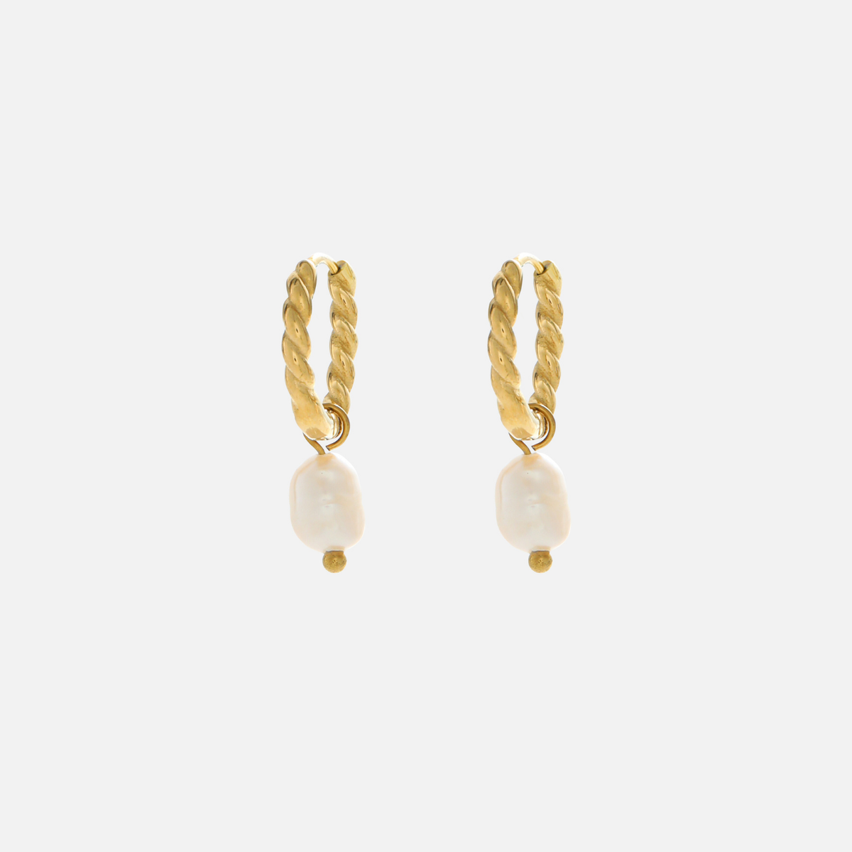 Nayéa Earrings