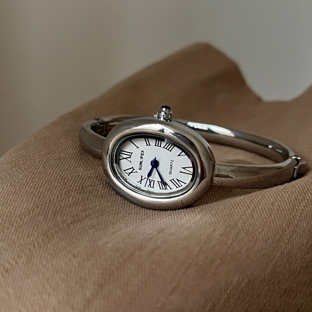 Oval Vintage Bracelet Watch