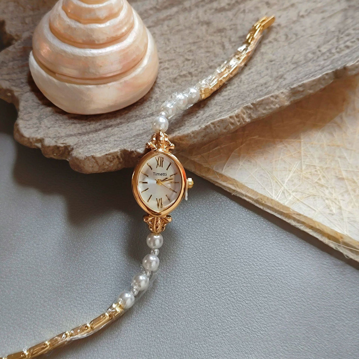 Pearl Quartz Bracelet Watch