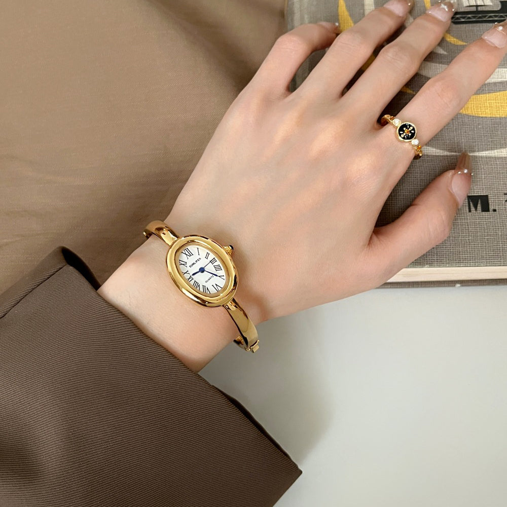 Oval Vintage Bracelet Watch