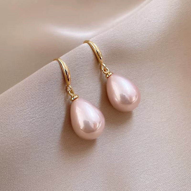 Hanging Pearl Drops