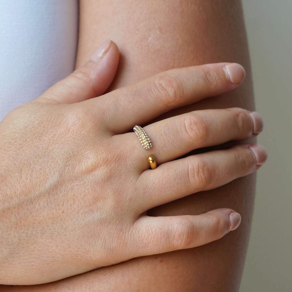 Delilah Crystal Ring