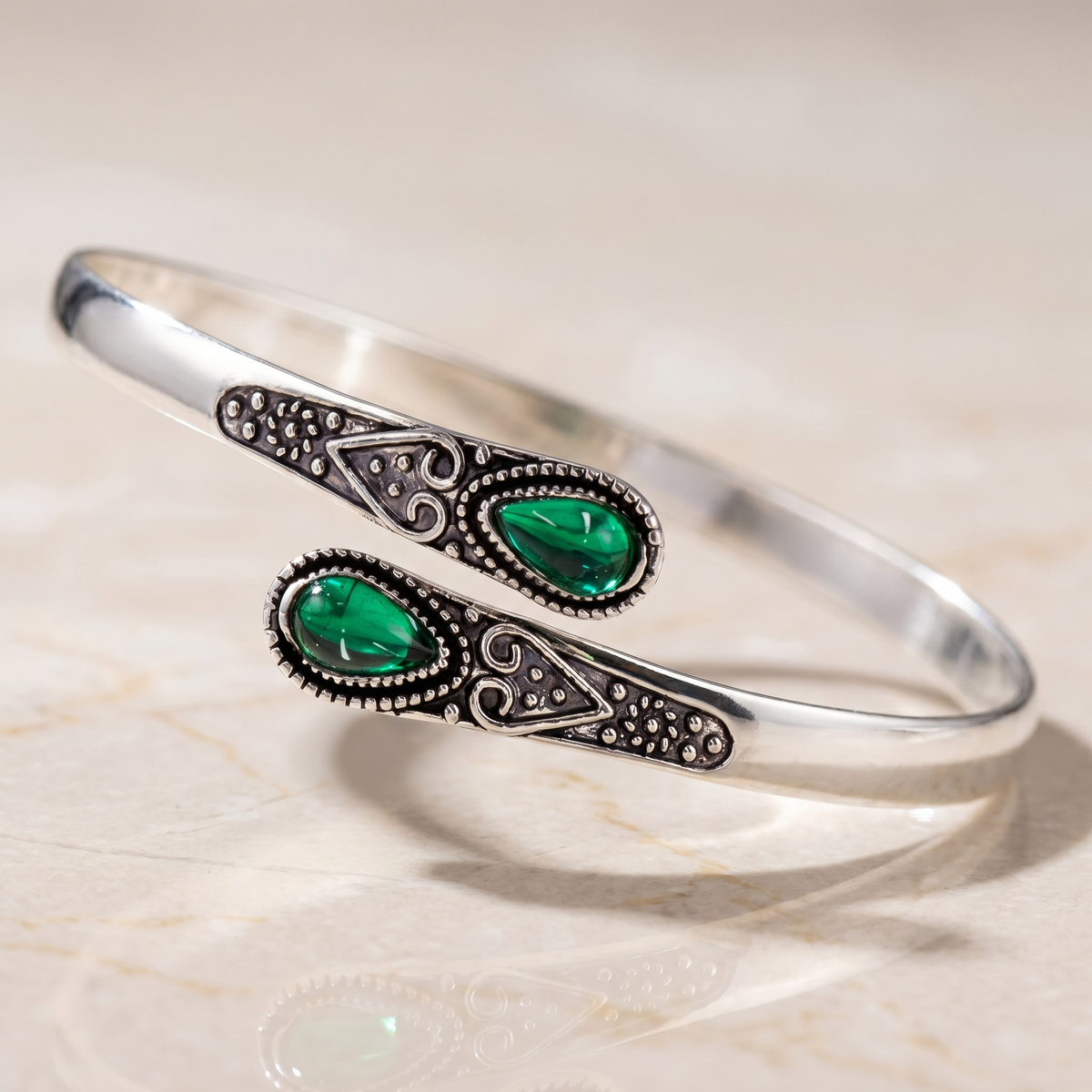 Esmeralda Devereux Bracelet