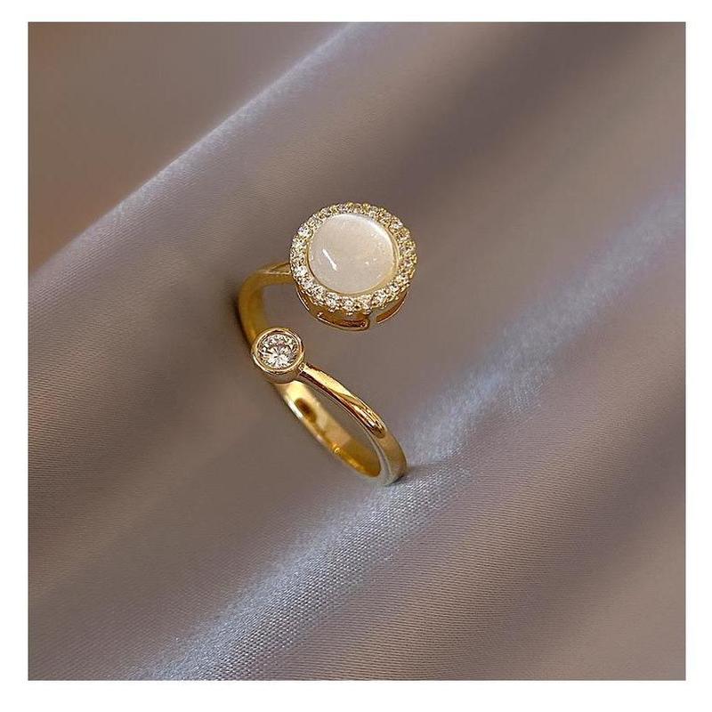 Cat's Eye Spinner Ring