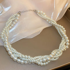 Elegant Statement Pearl Necklace