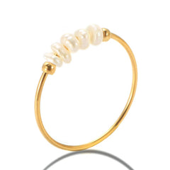 Mini Pearl Ring