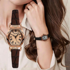 Retro Barrel Bracelet Watch