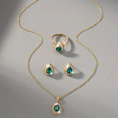 Noémie Glastra Jewelry Set