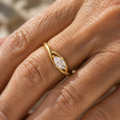 Selene Ring