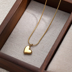 Heart Pendant Choker Necklace