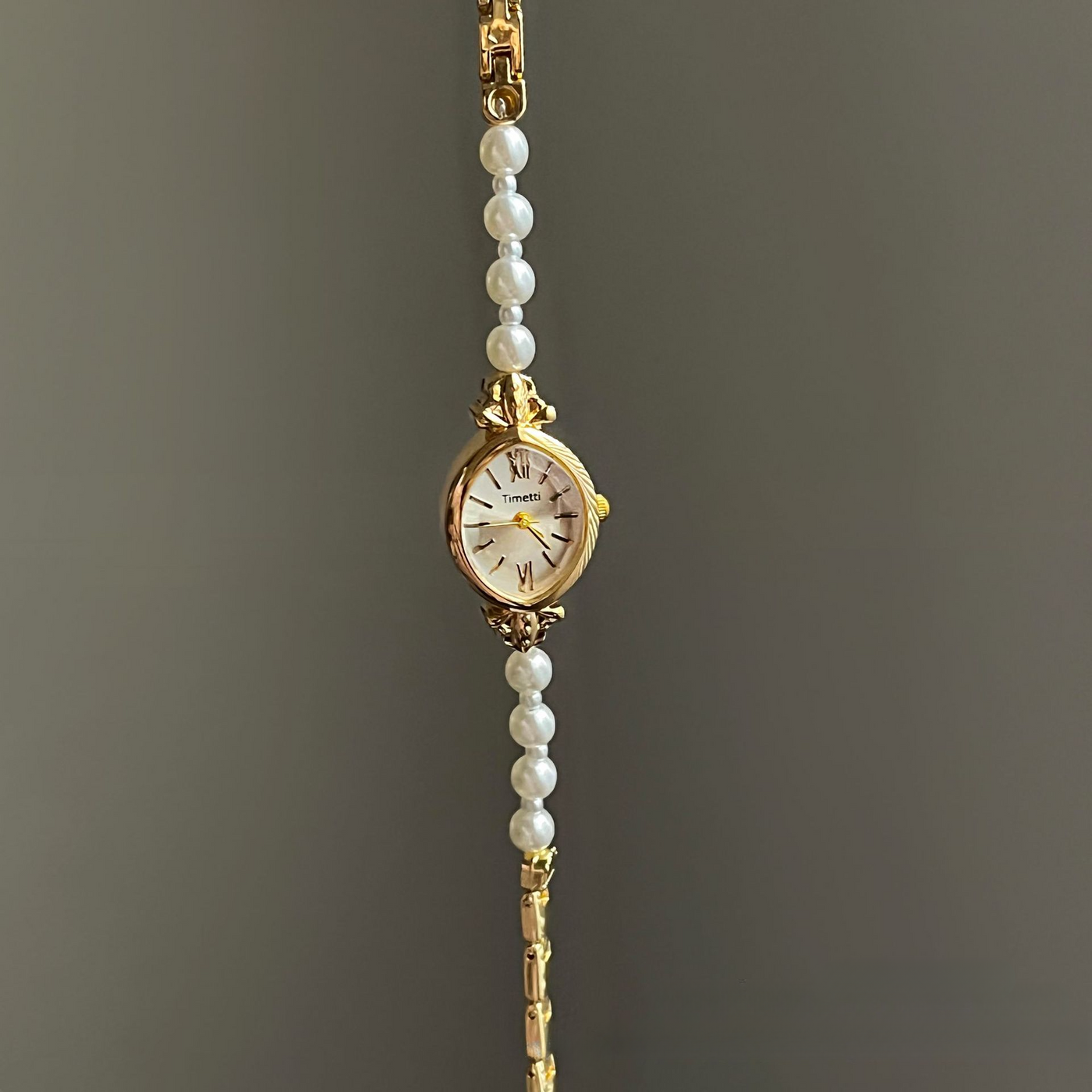 Pearl Quartz Bracelet Watch