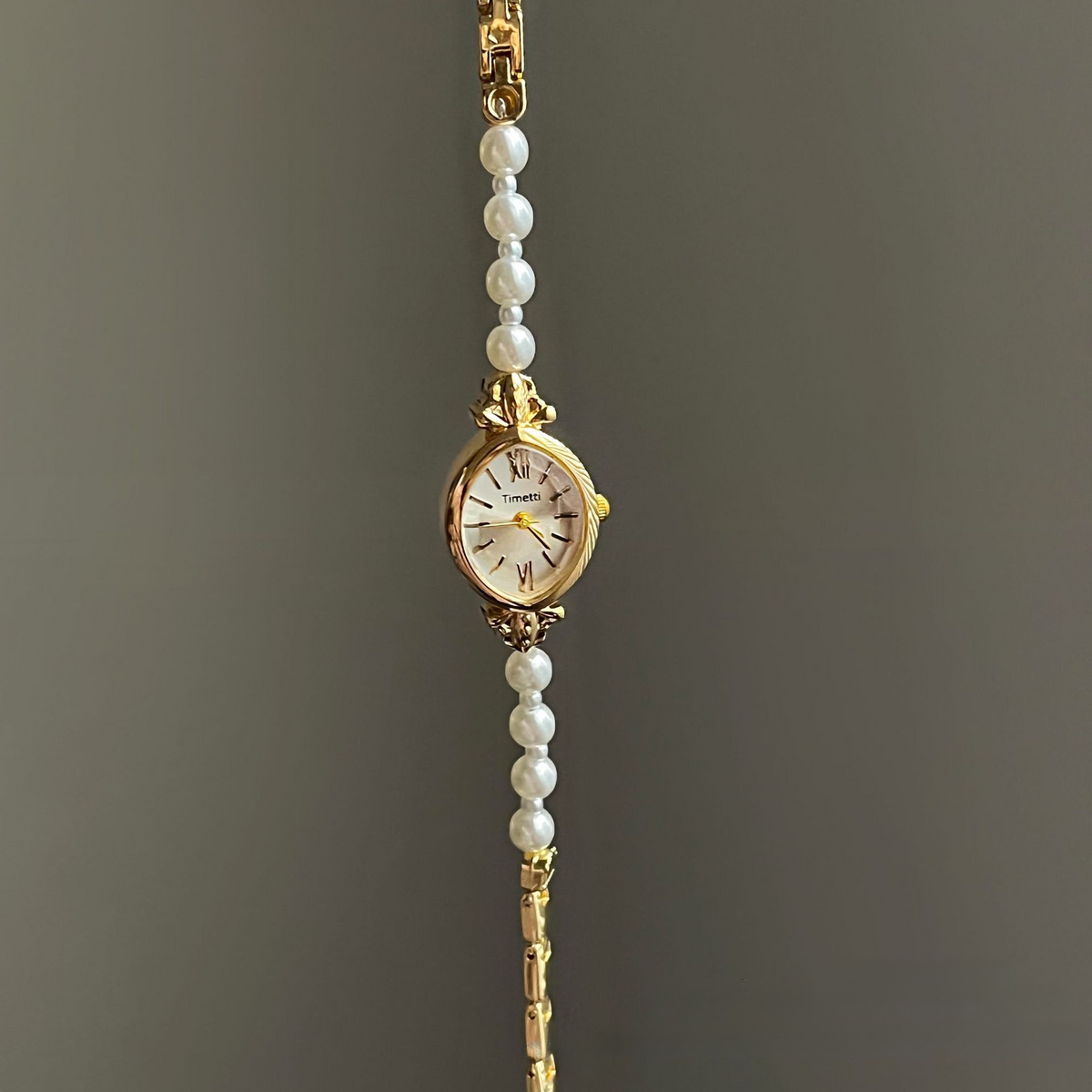 Pearl Quartz Bracelet Watch