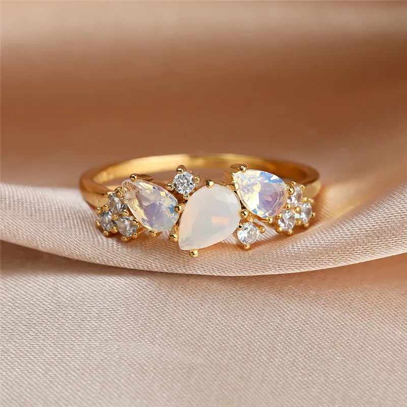 Vintage Moonstone Crystal Ring