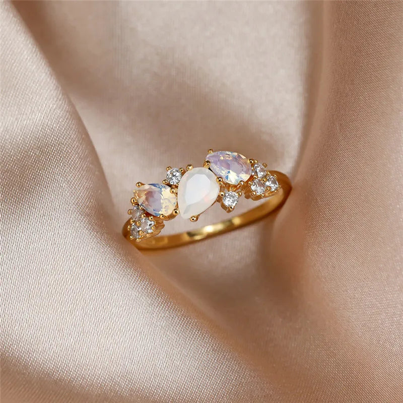 Vintage Moonstone Crystal Ring