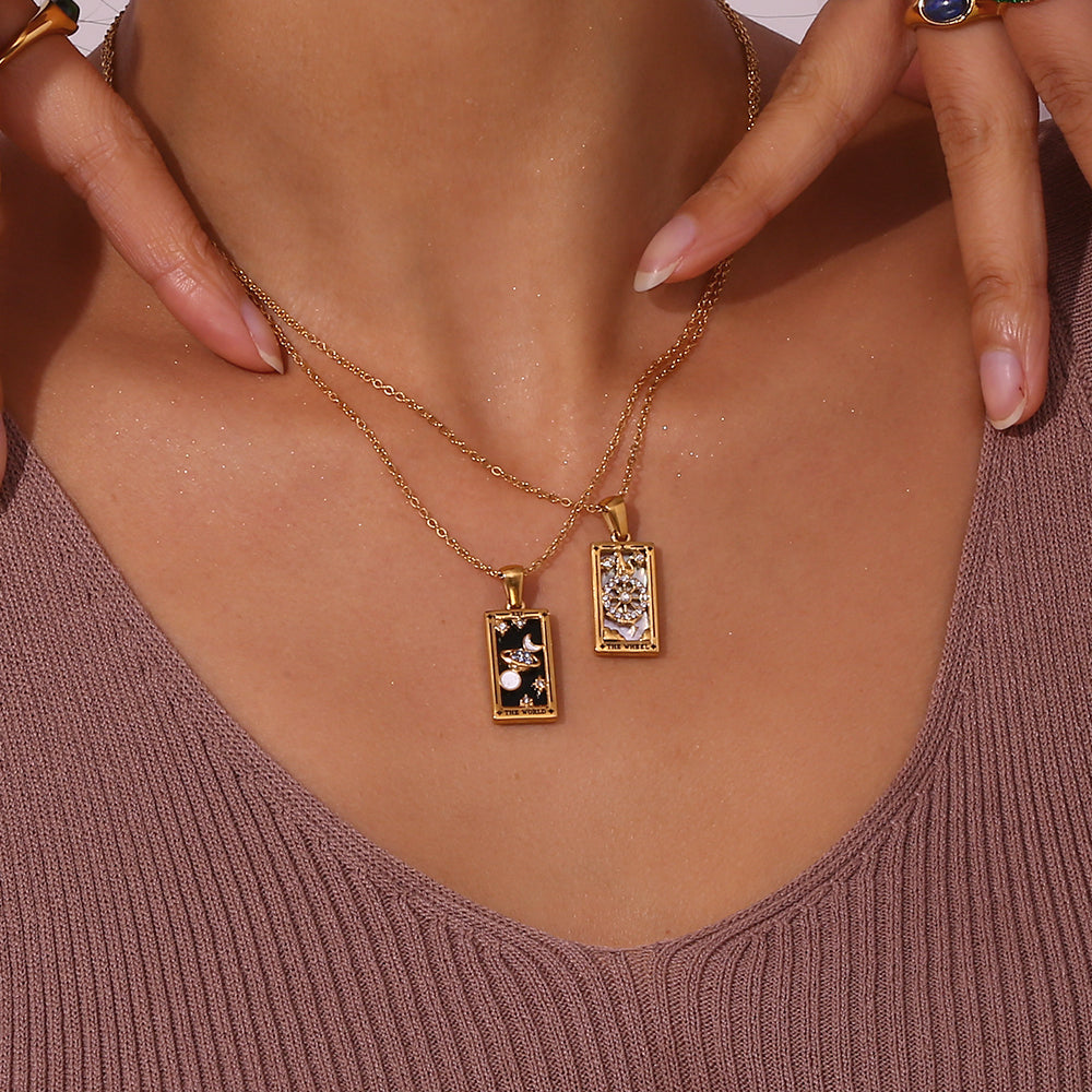 The Wheel - Tarot card Dainty 18k | Silver Necklace with Mother of Pearl