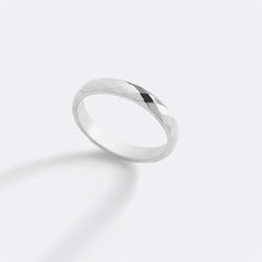 Delicate Hammered Band