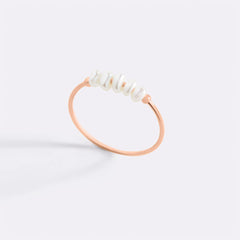 Mini Pearl Ring