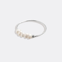 Mini Pearl Ring