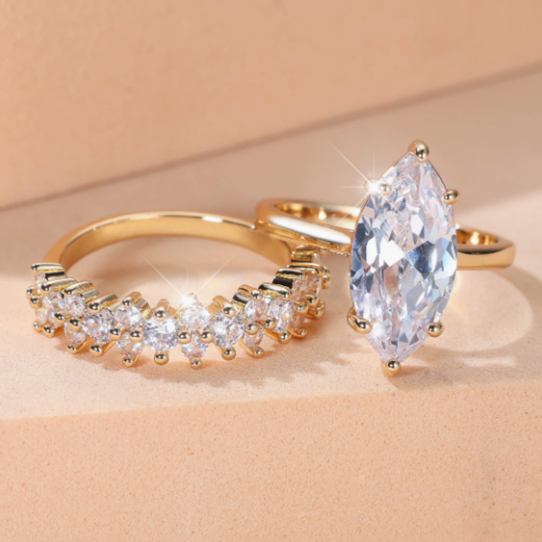 Luxury Marquise Diamond Ring Set in Gold