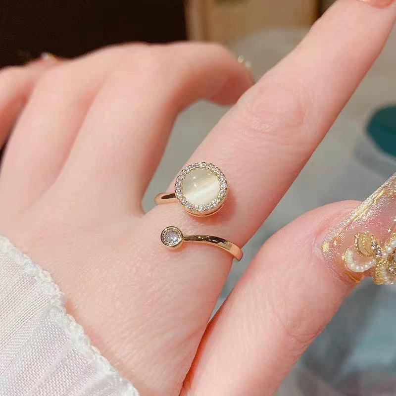 Cat's Eye Spinner Ring