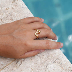 Naia Wave Ring
