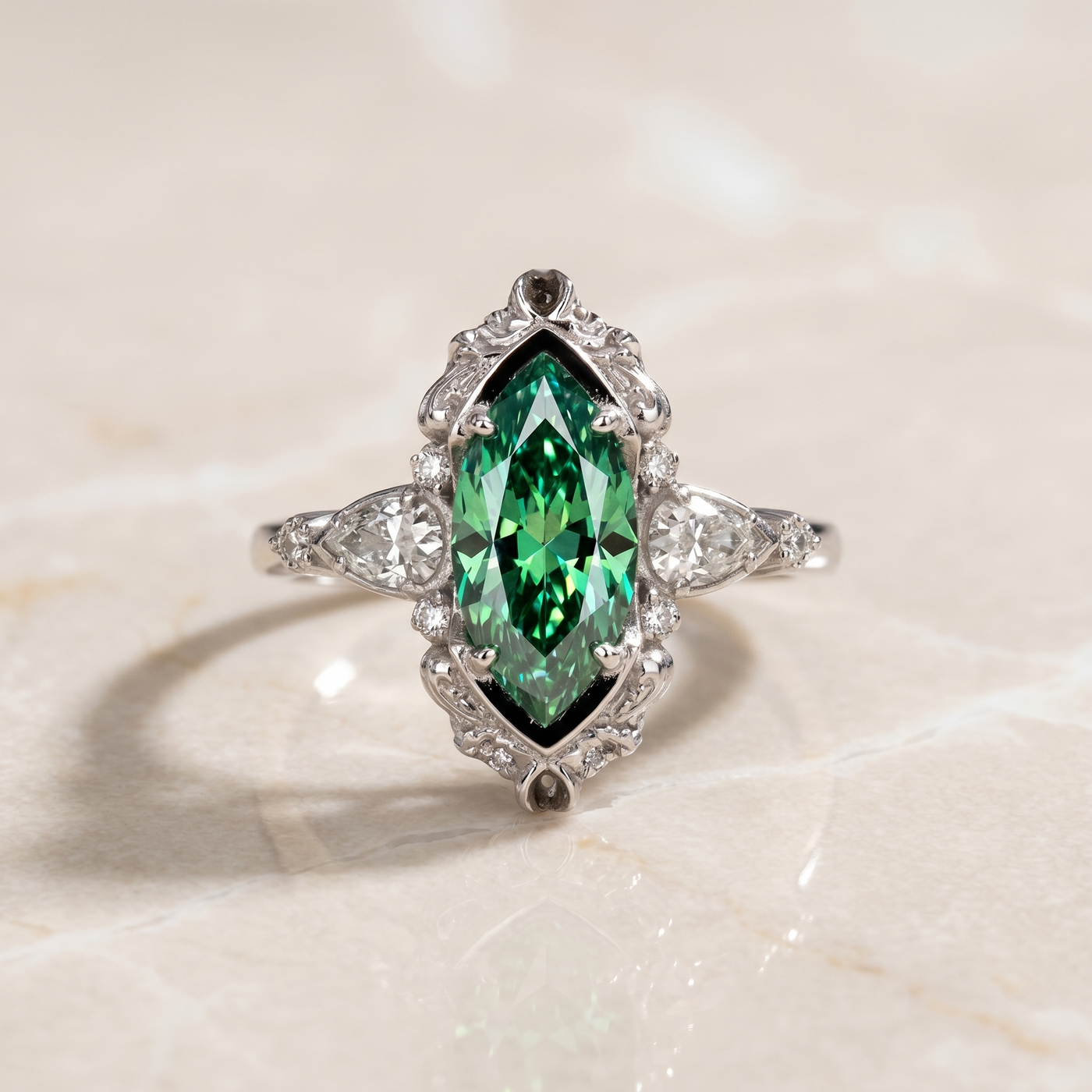 Vaelira Thornewyn Ring