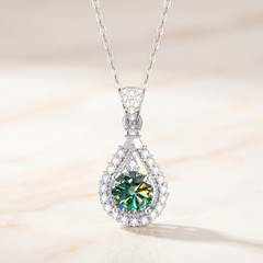 Alindra Voselle Necklace