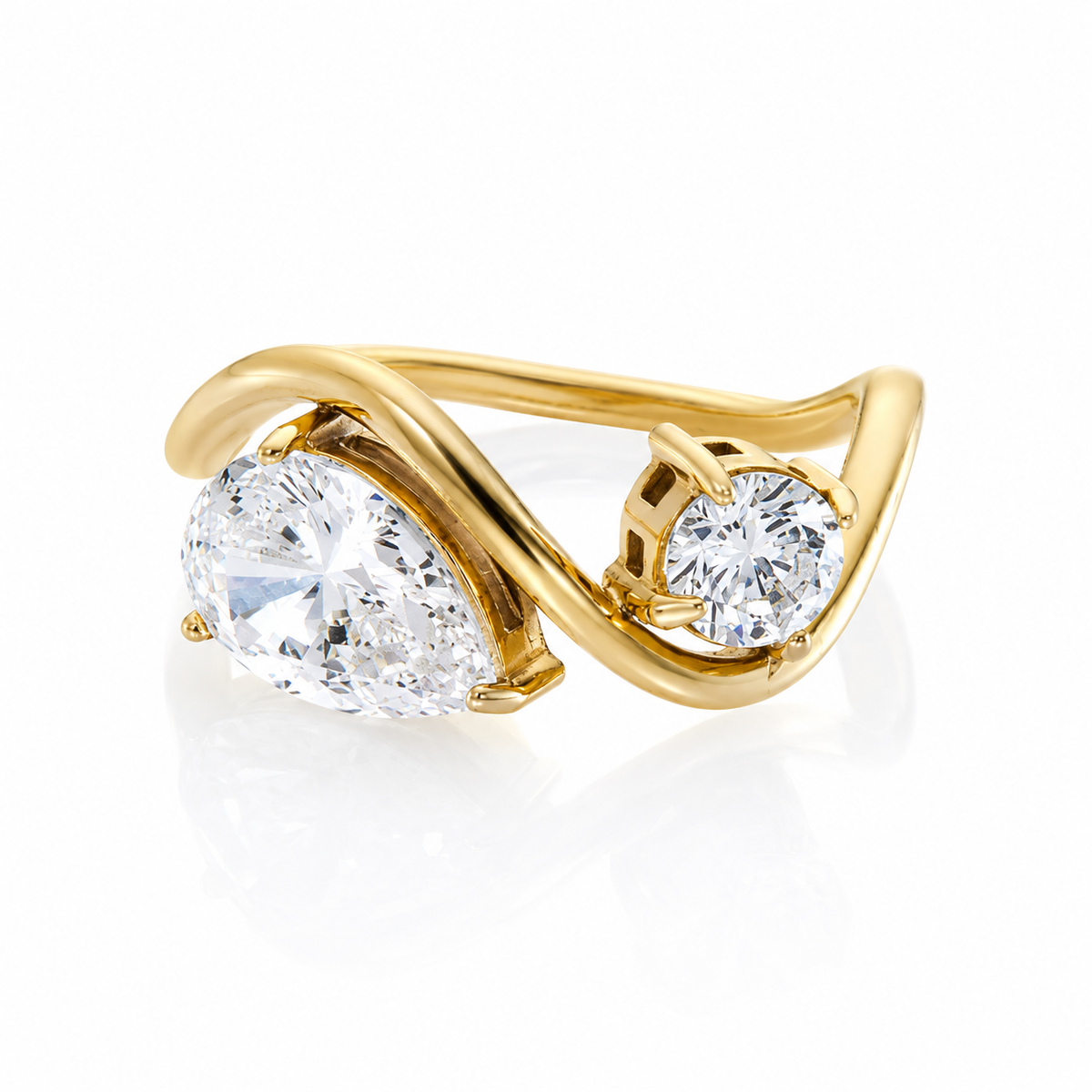 Oraya Ring